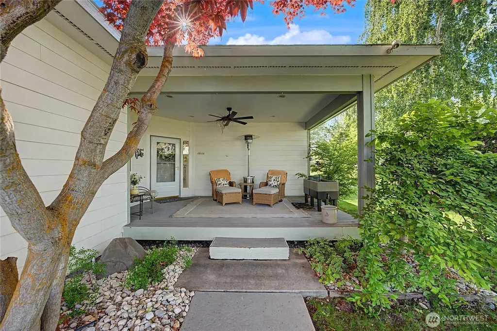 19352 Lakeview Dr NW Soap Lake WA 98851