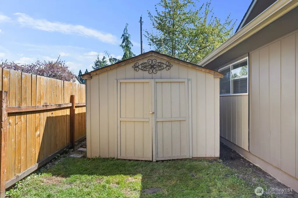 11504 92nd Avenue E Puyallup WA 98373