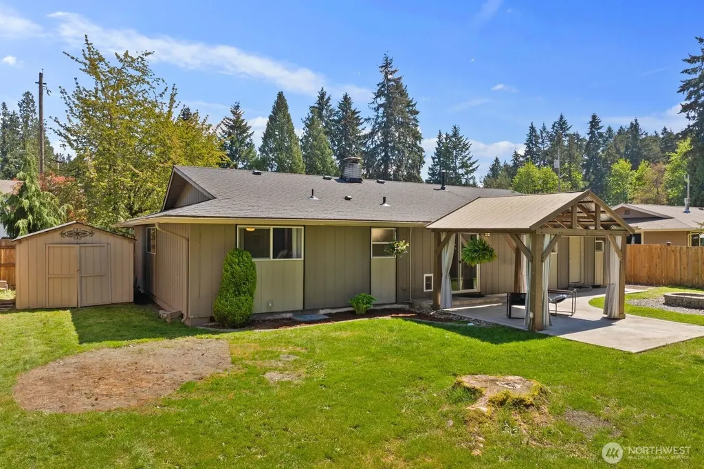 11504 92nd Avenue E Puyallup WA 98373