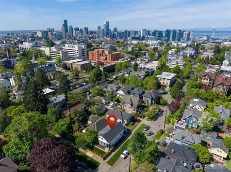 351 17th Avenue E Seattle WA 98112
