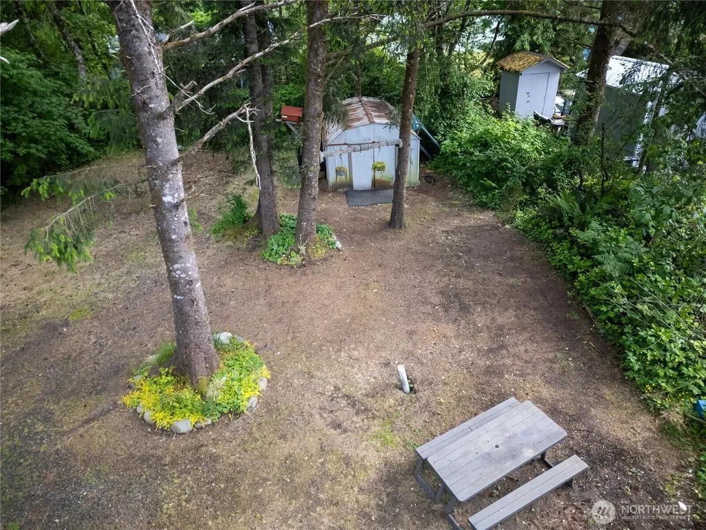 21 N Lakeside Drive N Copalis Beach WA 98535