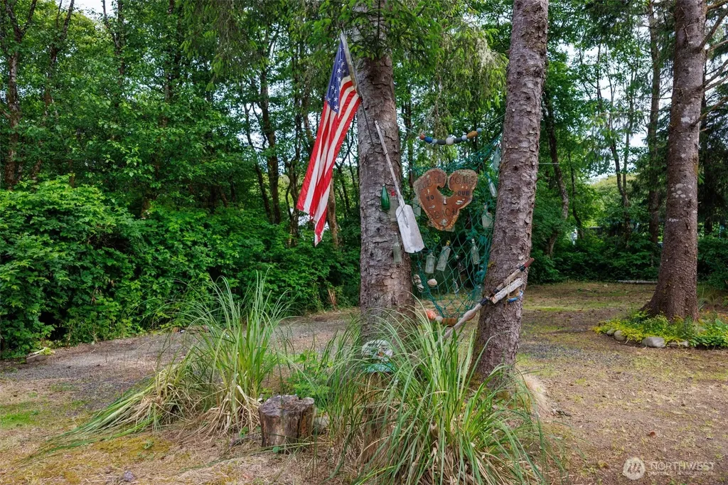 21 N Lakeside Drive N Copalis Beach WA 98535