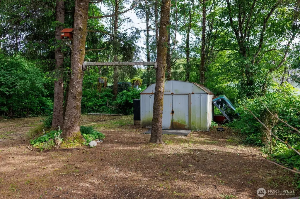 21 N Lakeside Drive N Copalis Beach WA 98535
