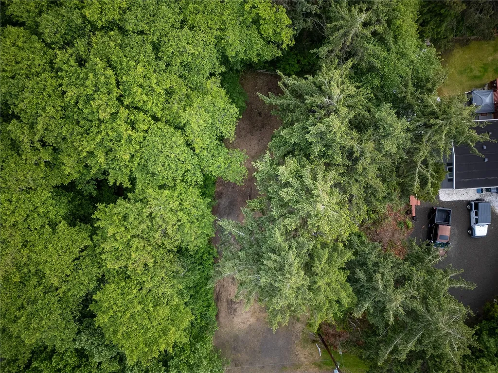 21 N Lakeside Drive N Copalis Beach WA 98535
