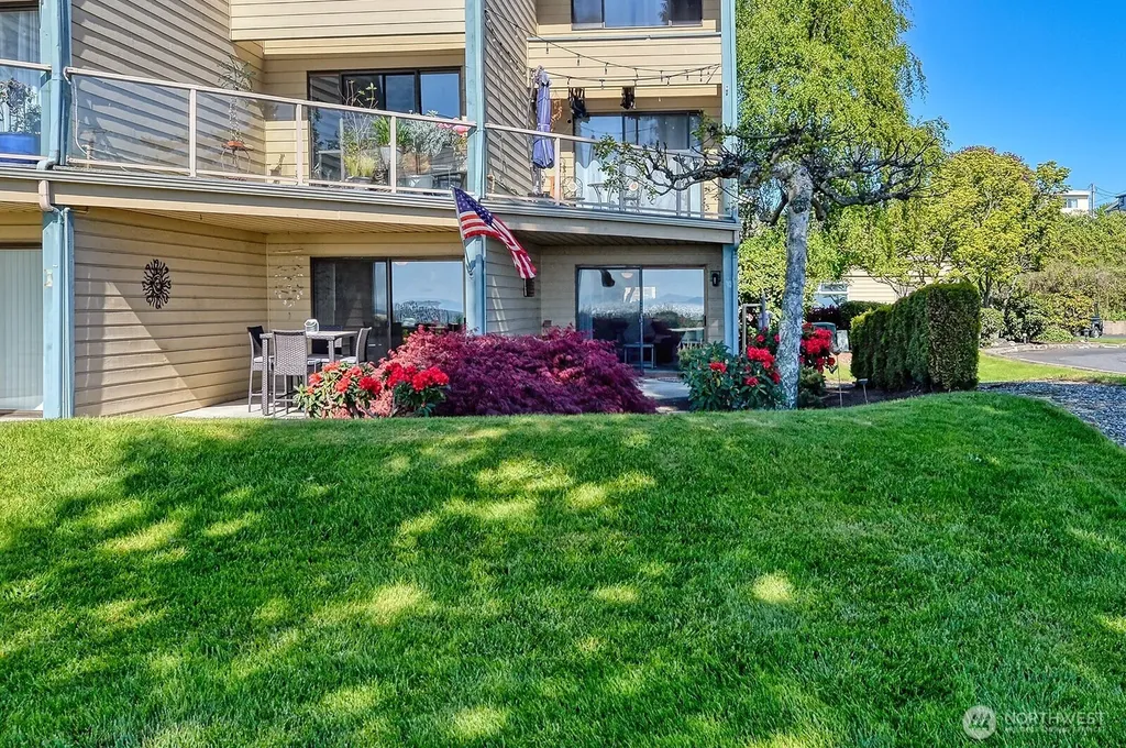 8021 Birch Bay Drive Blaine WA 98230