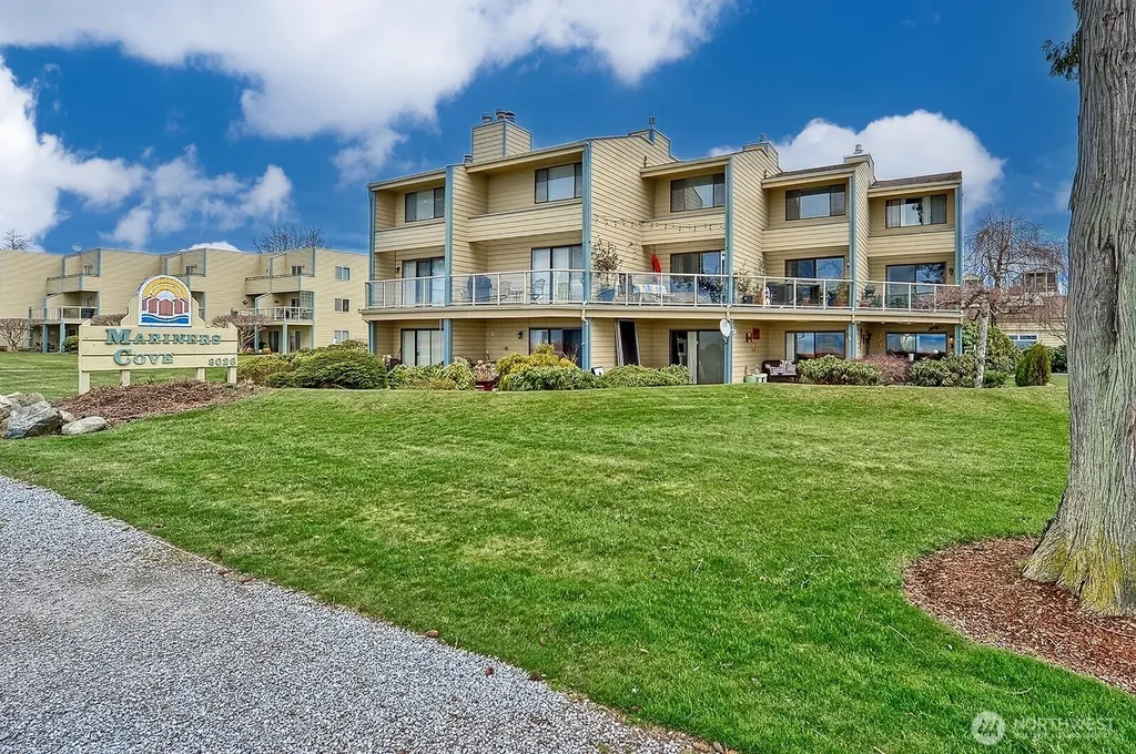 8021 Birch Bay Drive Blaine WA 98230