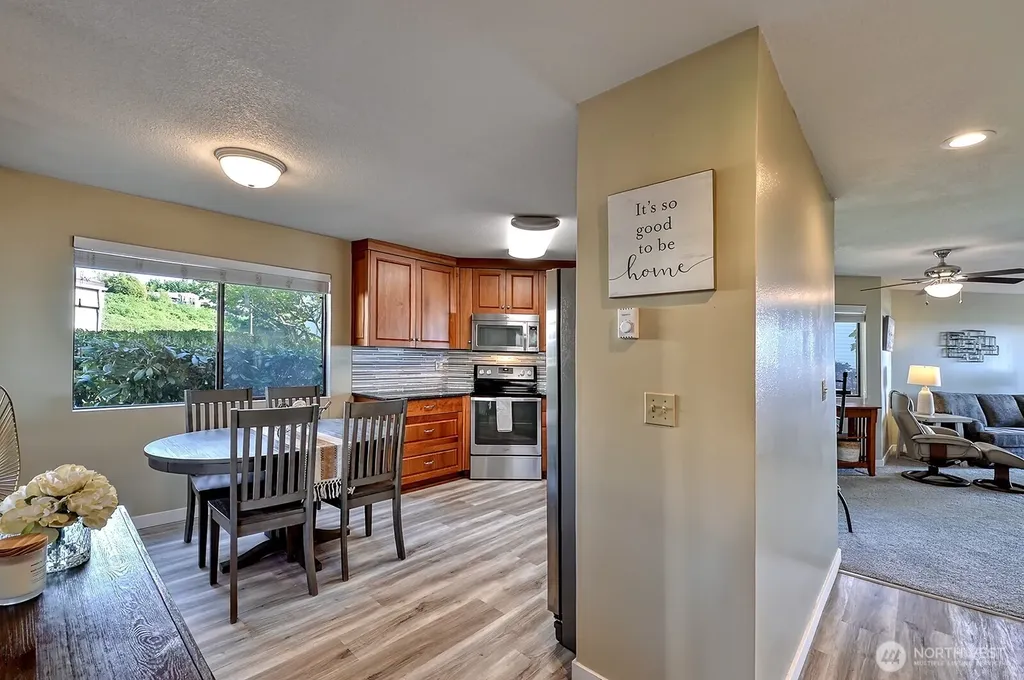 8021 Birch Bay Drive Blaine WA 98230