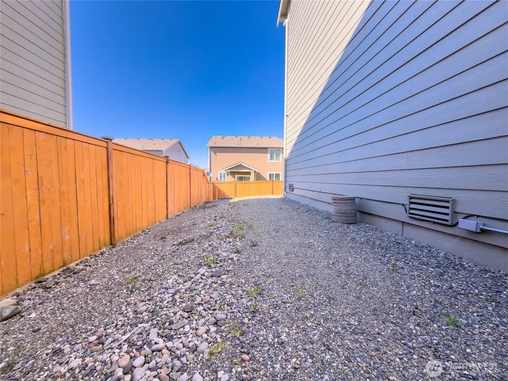 6713 140th Street Ct E Puyallup WA 98373