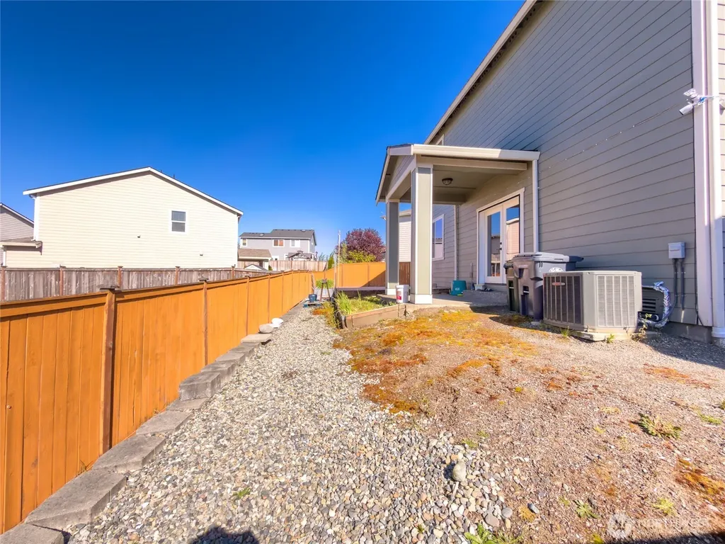 6713 140th Street Ct E Puyallup WA 98373
