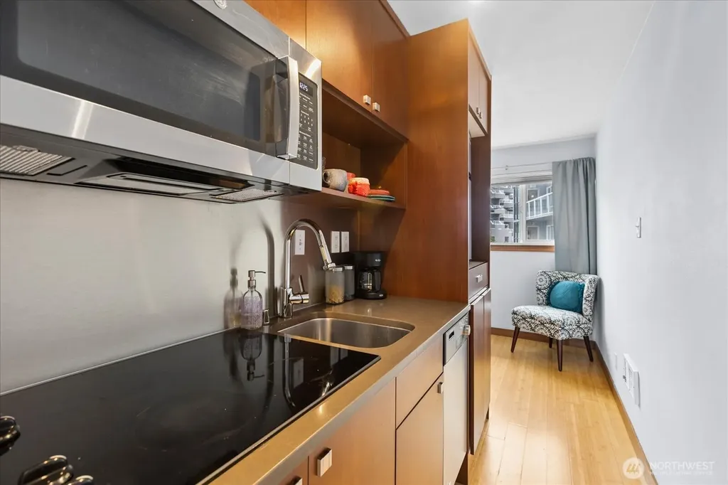 3151 Alki Avenue SW Seattle WA 98116