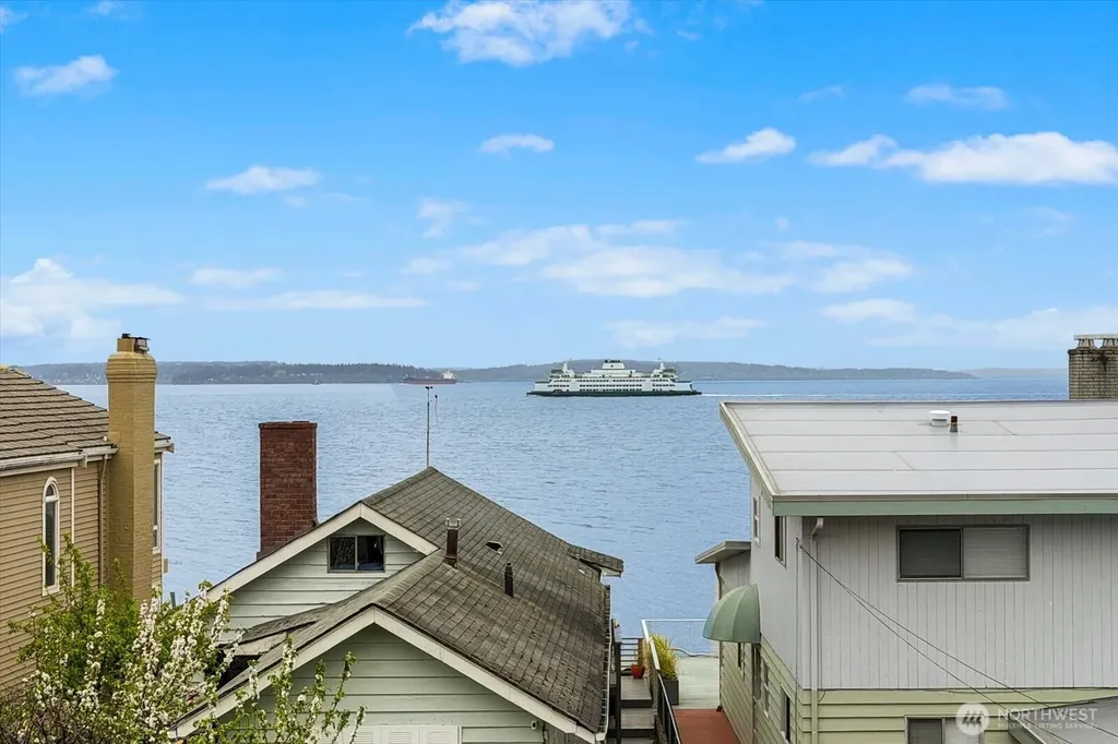3151 Alki Avenue SW Seattle WA 98116