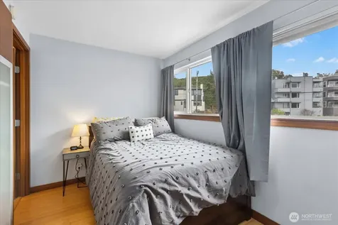 3151 Alki Avenue SW Seattle WA 98116
