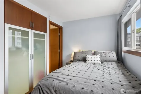 3151 Alki Avenue SW Seattle WA 98116