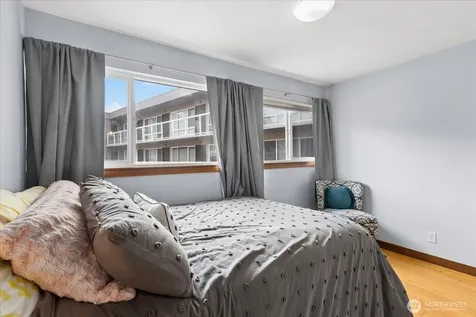 3151 Alki Avenue SW Seattle WA 98116