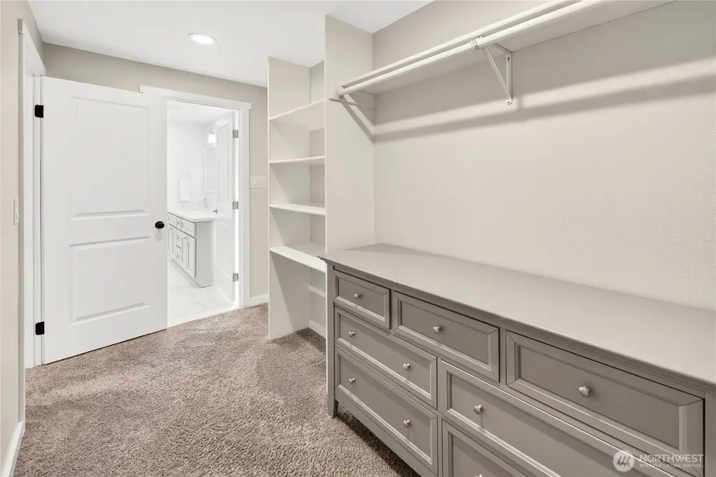 7827 S 114th Street Seattle WA 98178
