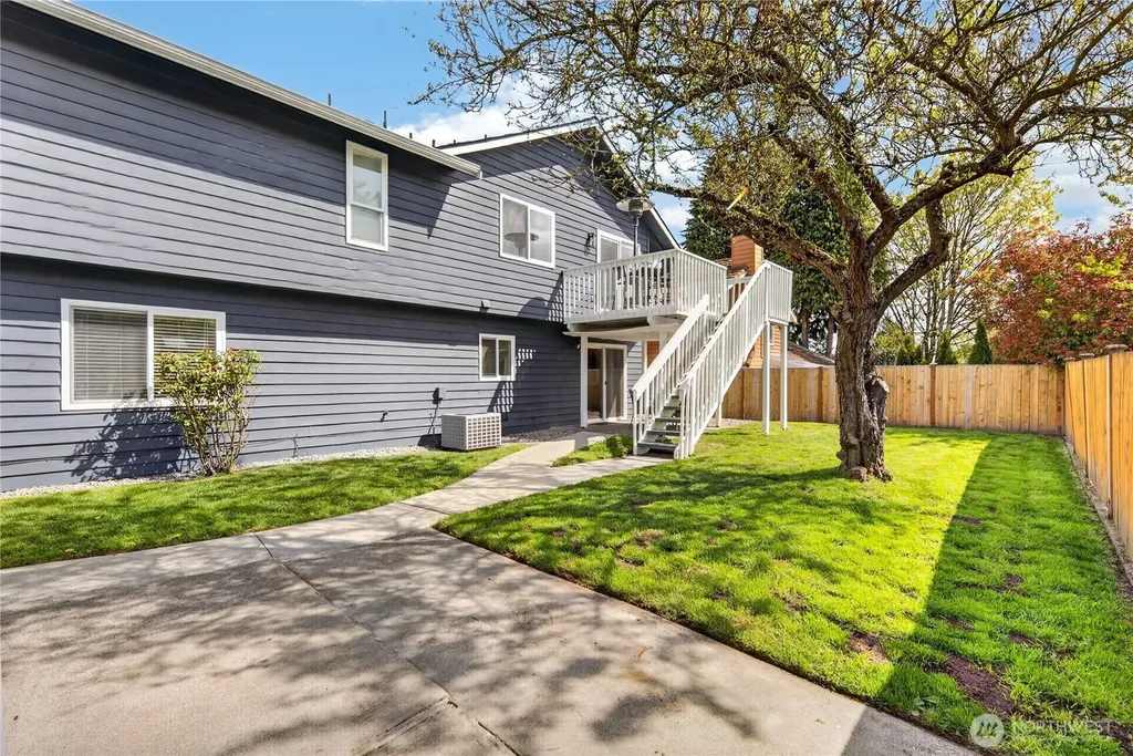 7827 S 114th Street Seattle WA 98178