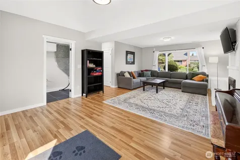 7827 S 114th Street Seattle WA 98178