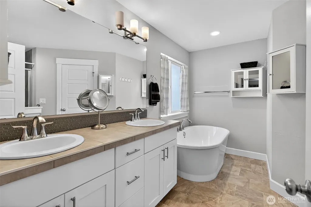 18215 SE 248th Street Covington WA 98042
