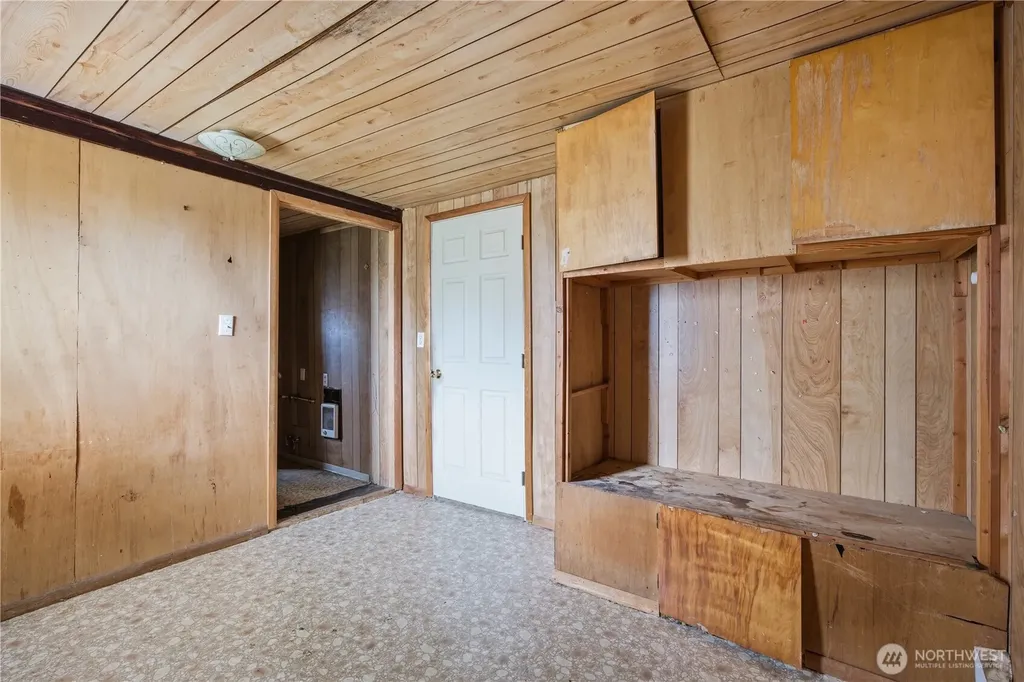 104 E 5th Avenue Warden WA 98857