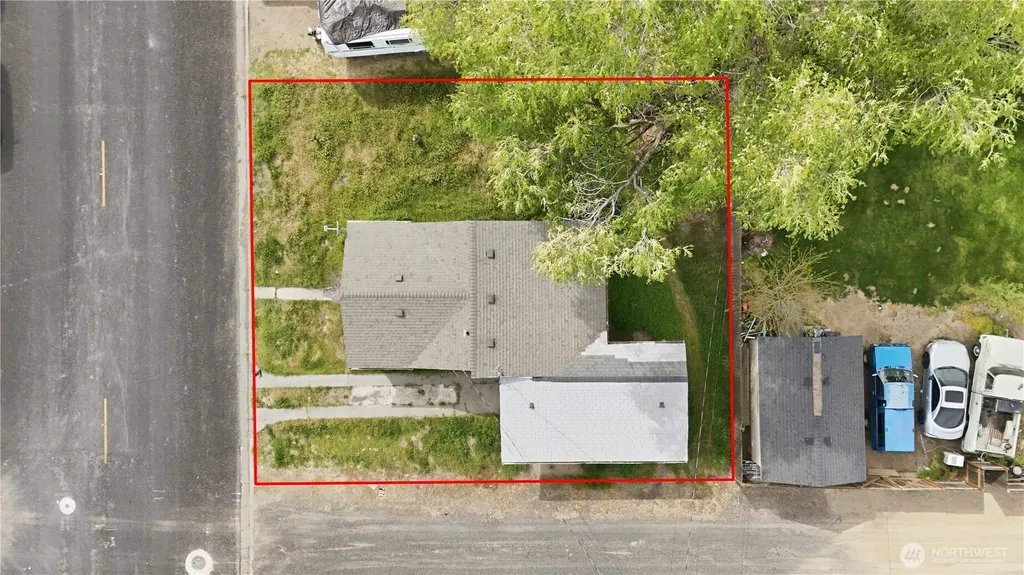 104 E 5th Avenue Warden WA 98857