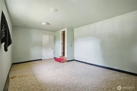 104 E 5th Avenue Warden WA 98857