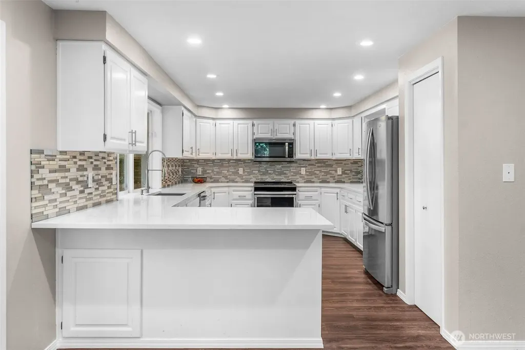 6344 Agnes Road NE Tacoma WA 98422