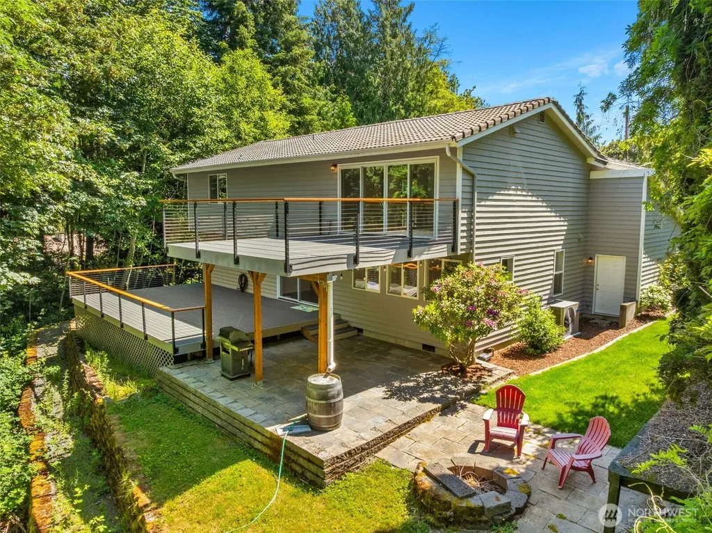 6344 Agnes Road NE Tacoma WA 98422