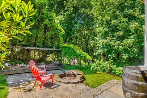 6344 Agnes Road NE Tacoma WA 98422