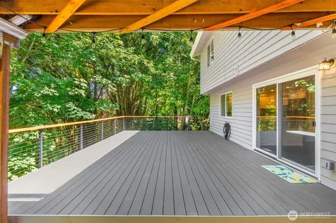 6344 Agnes Road NE Tacoma WA 98422