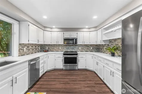 6344 Agnes Road NE Tacoma WA 98422