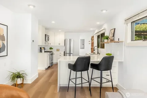 2423 3rd Avenue W Seattle WA 98119