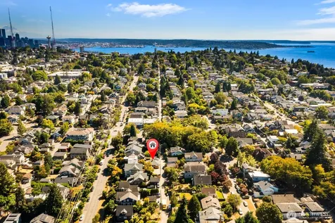 2423 3rd Avenue W Seattle WA 98119