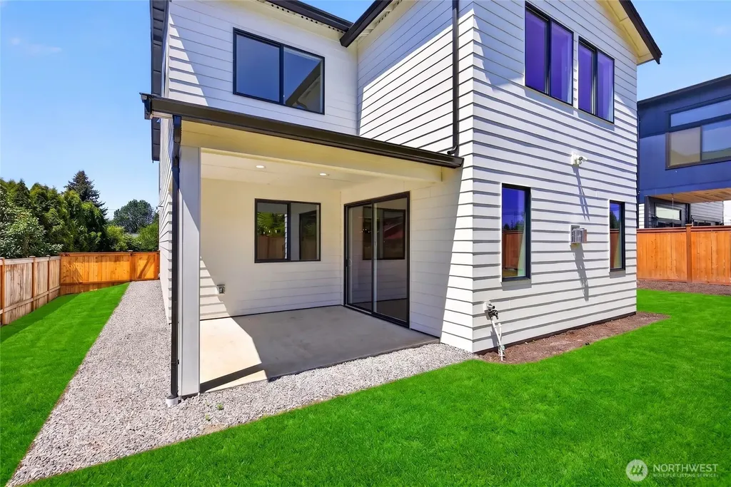 17840 86th Avenue NE Bothell WA 98011