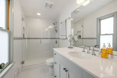 1406 Harvard Avenue Seattle WA 98122