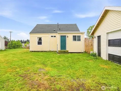 219 South Lane Tacoma WA 98404