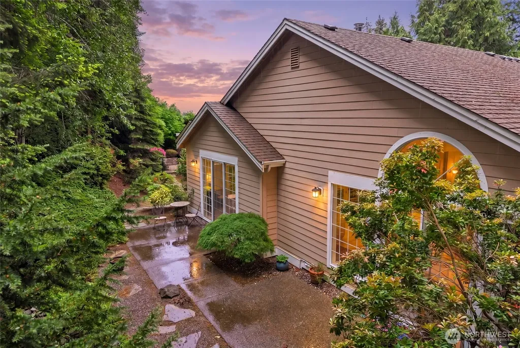 5230 W Old Stump Drive NW Gig Harbor WA 98332