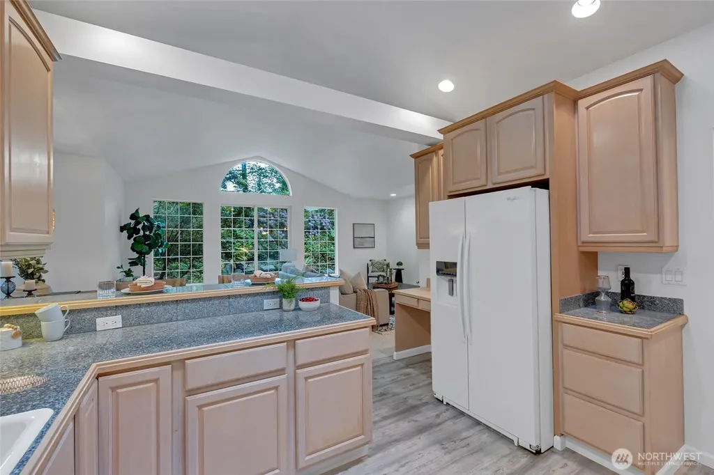 5230 W Old Stump Drive NW Gig Harbor WA 98332