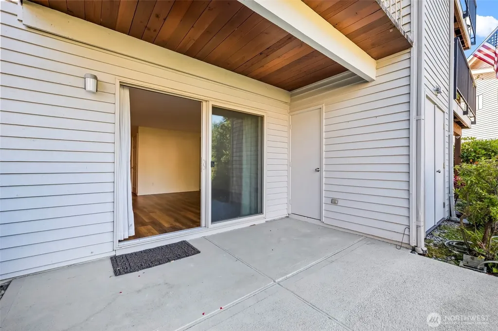 7606 37th Street W Tacoma WA 98466