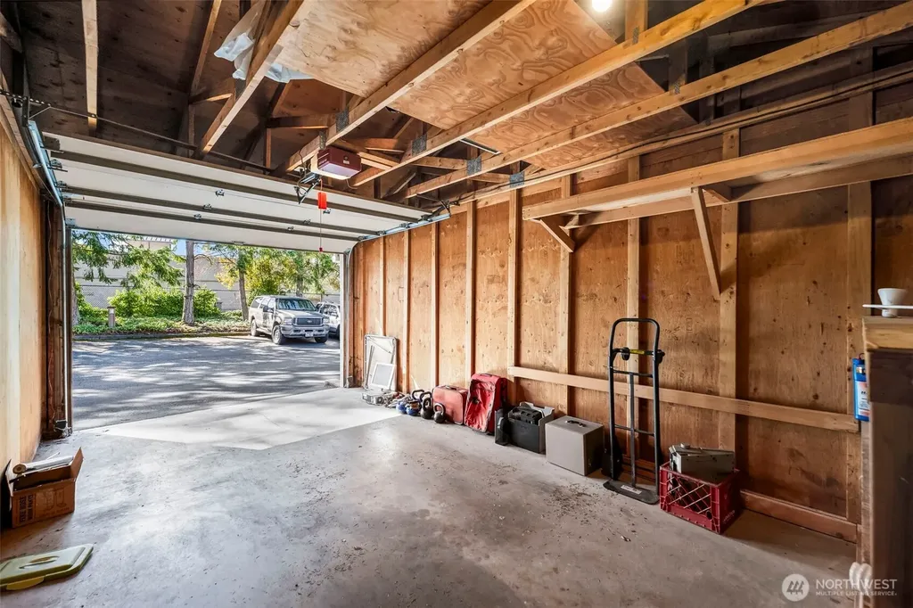 7606 37th Street W Tacoma WA 98466