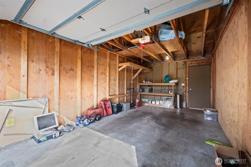 7606 37th Street W Tacoma WA 98466