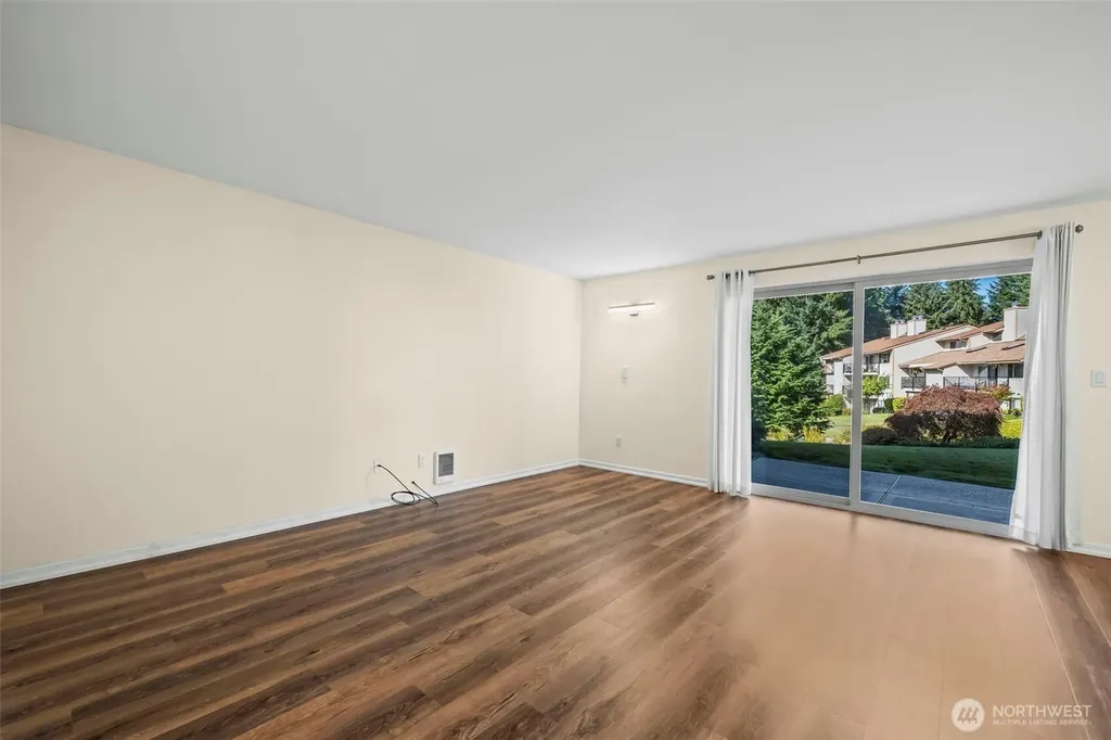7606 37th Street W Tacoma WA 98466