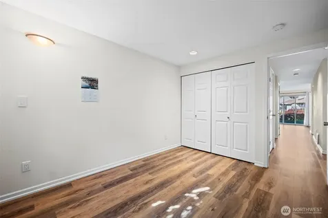 7606 37th Street W Tacoma WA 98466
