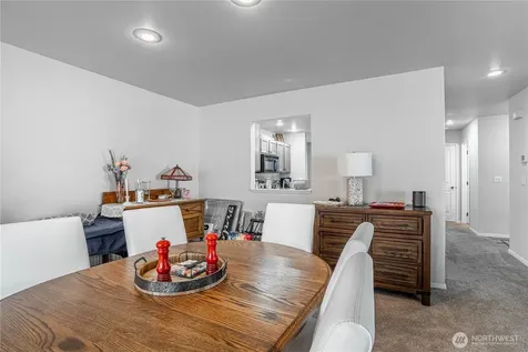 433 W Webster Avenue Chelan WA 98816
