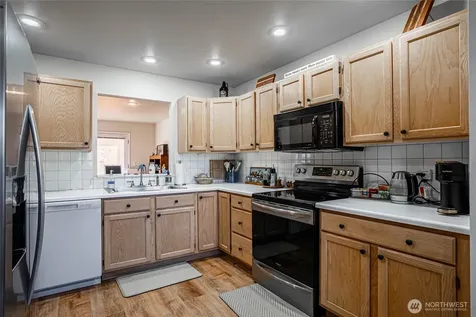 433 W Webster Avenue Chelan WA 98816