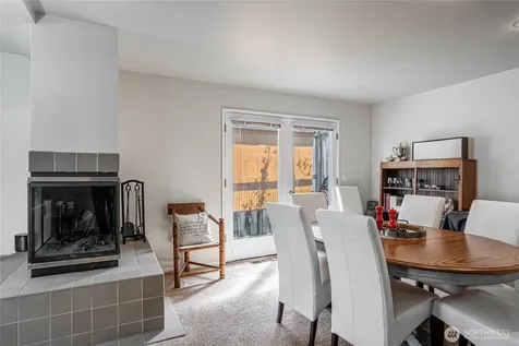 433 W Webster Avenue Chelan WA 98816