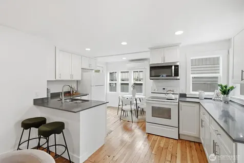 1651 SW 114th Street Seattle WA 98146