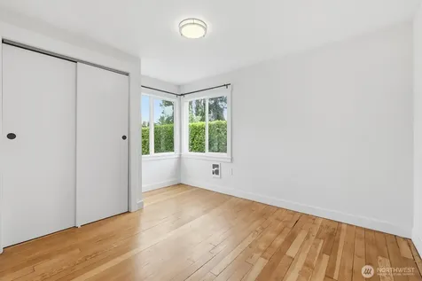 1651 SW 114th Street Seattle WA 98146