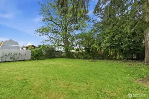 1651 SW 114th Street Seattle WA 98146