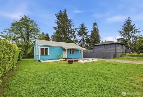 1651 SW 114th Street Seattle WA 98146