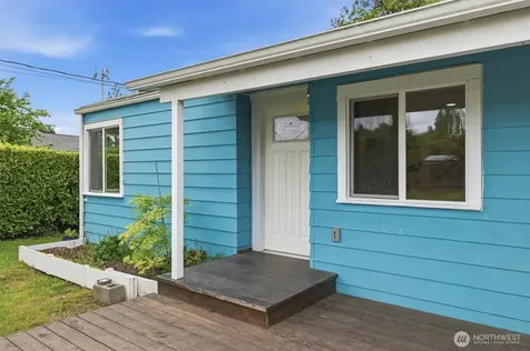 1651 SW 114th Street Seattle WA 98146